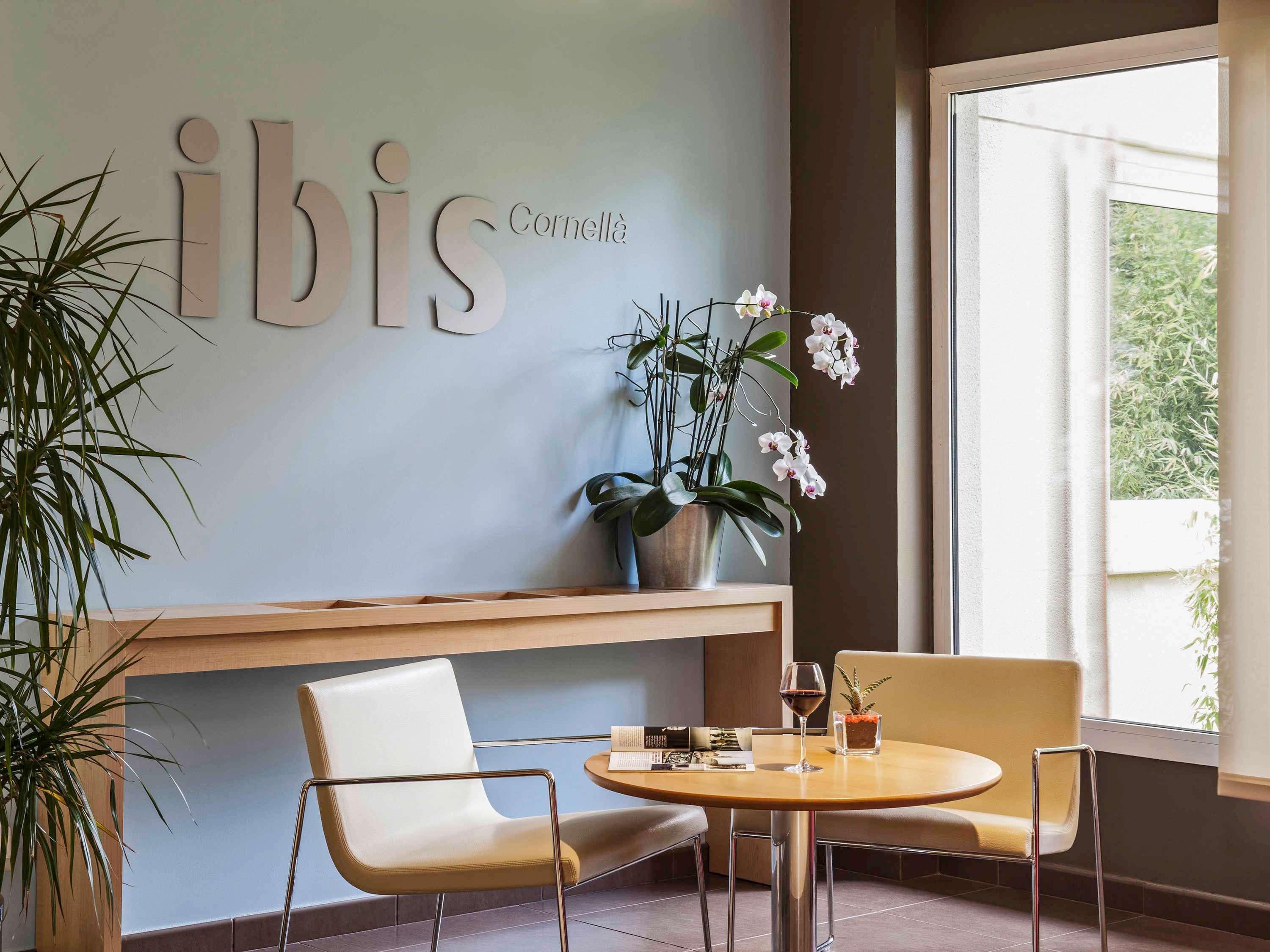 Ibis Cornella Hotel Cornella de Llobregat Luaran gambar